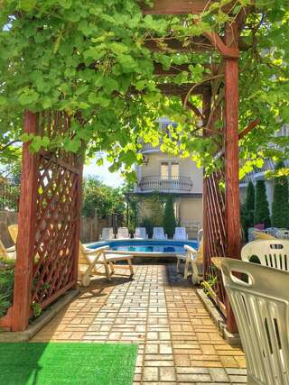 Гостевой дом Золотой Каштан Архипо-Осиповка-4