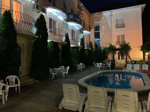 Гостевой дом Золотой Каштан Архипо-Осиповка-37