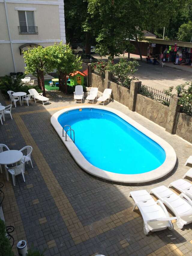 Гостевой дом Золотой Каштан Архипо-Осиповка-35